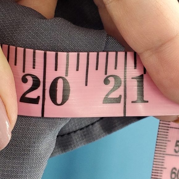 Carhartt Force grey scrub top S  *flawed* - Picture 8 of 12